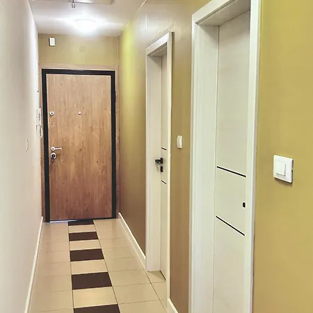 Apartment La God
