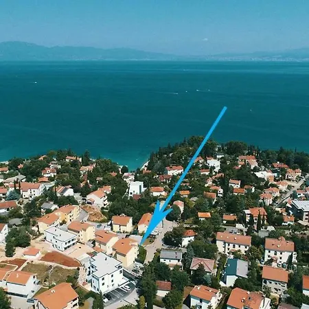 Apartment La God *